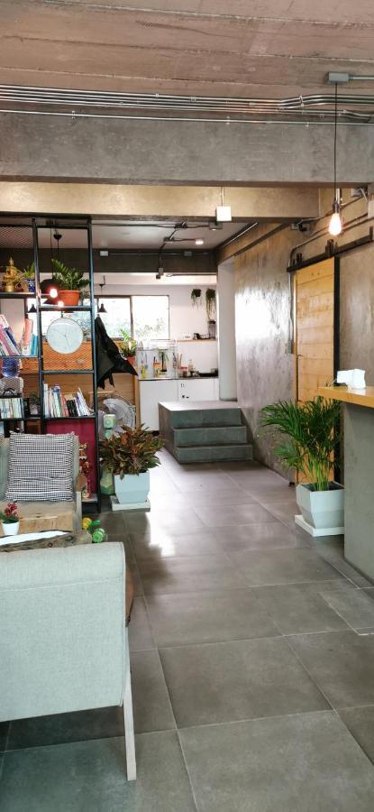Jellyfish Hostel Jomtien pláž Exteriér fotografie