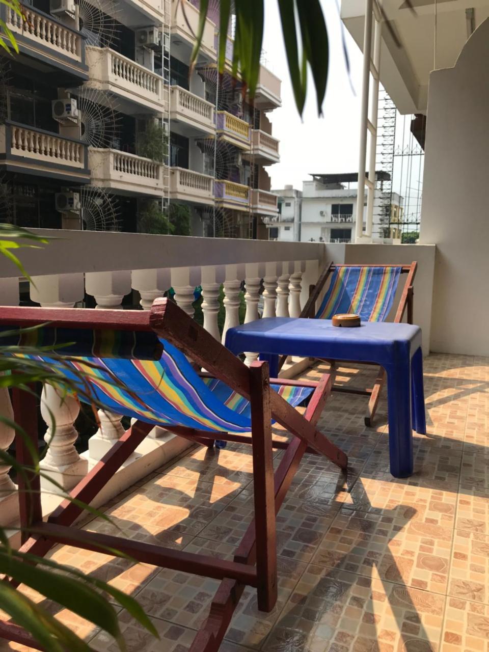 Jellyfish Hostel Jomtien pláž Exteriér fotografie