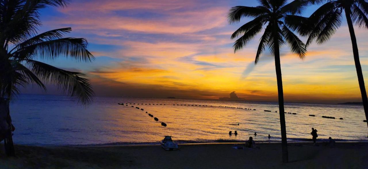 Jellyfish Hostel Jomtien pláž Exteriér fotografie