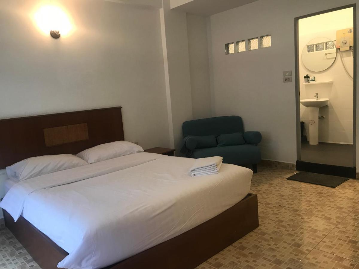 Jellyfish Hostel Jomtien pláž Exteriér fotografie